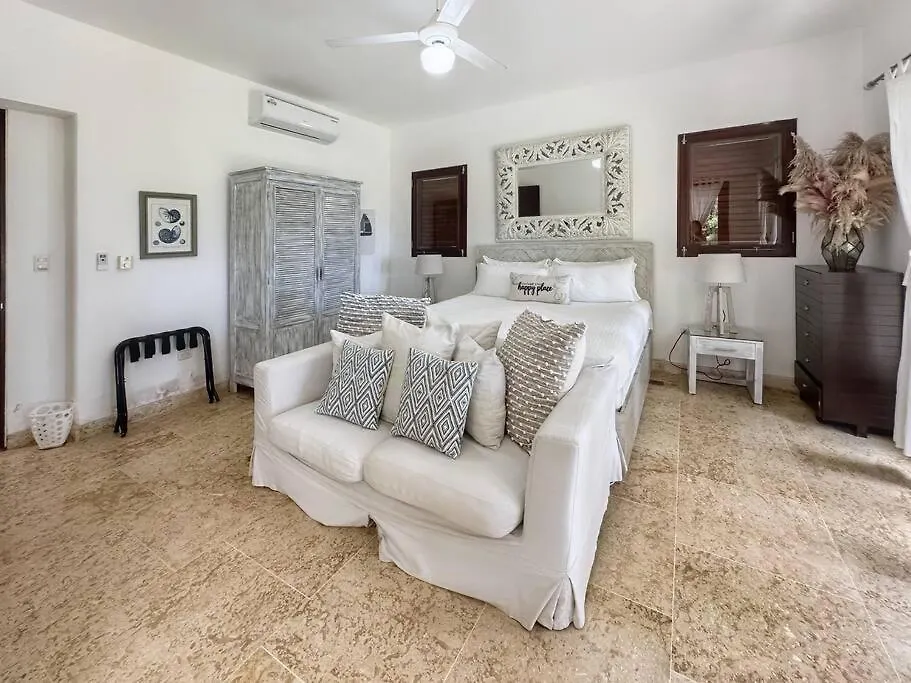 Oceanfront Villa With Staff, Private Pool, Bbq Las Terrenas 0*,  República Dominicana