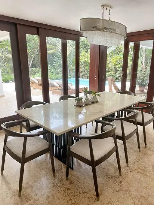 Oceanfront Villa With Staff, Private Pool, Bbq Las Terrenas Apartamento